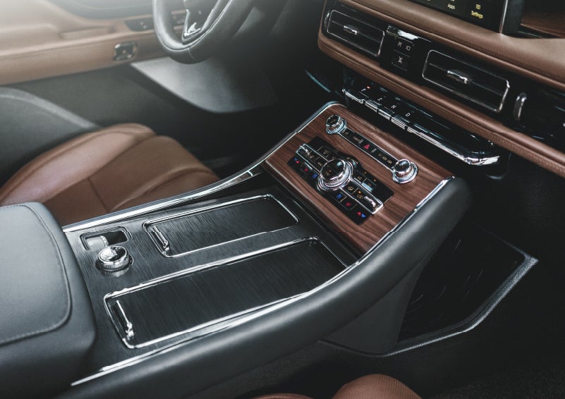 The front center console of a 2024 Lincoln Aviator® SUV is shown | Beach Lincoln in Myrtle Beach SC